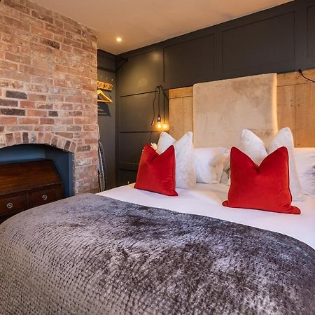 The Walled Garden At Cheshire Boutique Bathhouse Nantwich Buitenkant foto