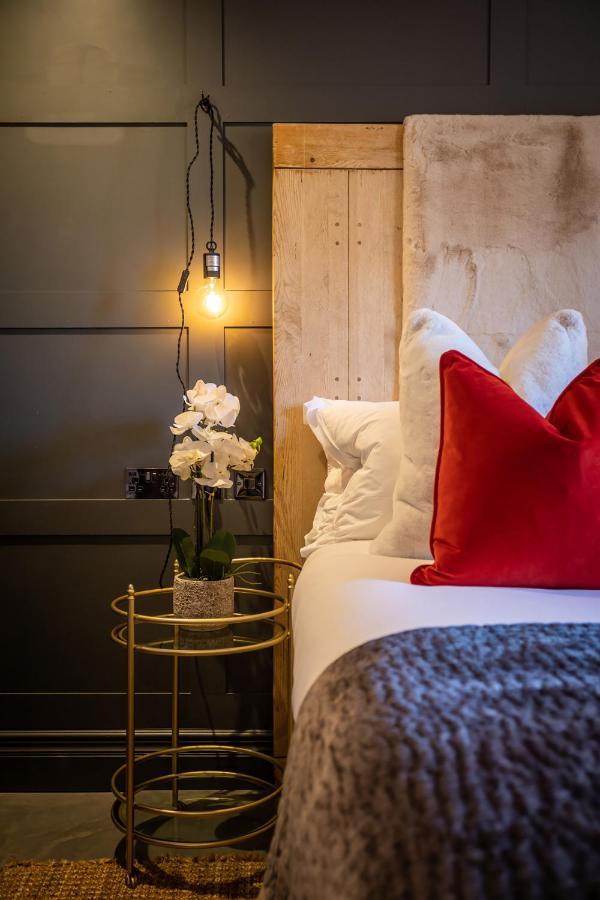 The Walled Garden At Cheshire Boutique Bathhouse Nantwich Buitenkant foto