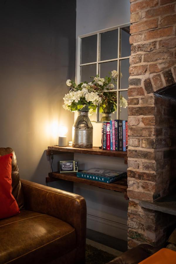 The Walled Garden At Cheshire Boutique Bathhouse Nantwich Buitenkant foto